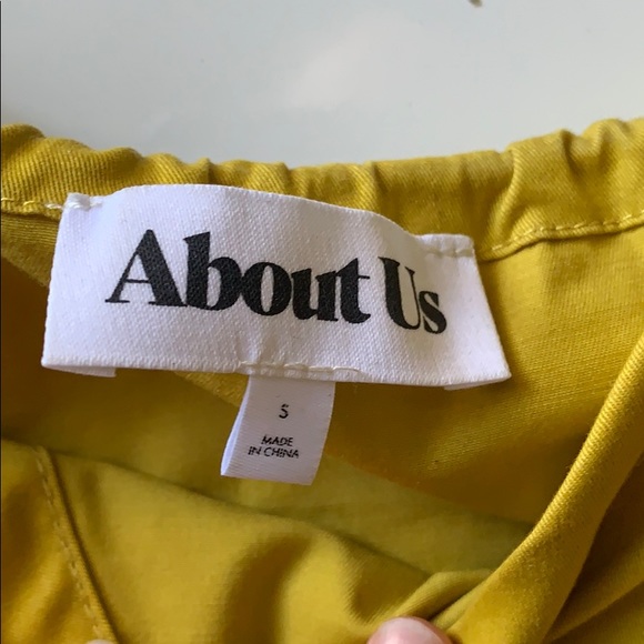 Revolve About Us Puffy Sleeve Top - Picture 5 of 6